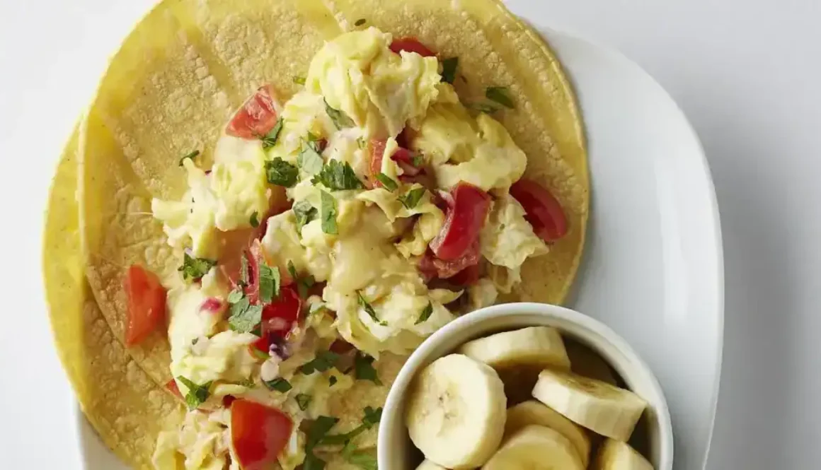 healthy-heart-scrambled-eggs-1-1920w